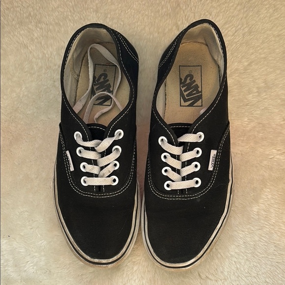 Worn Vans Black and White Platform Canvas Shoes - Picture 2 of 5